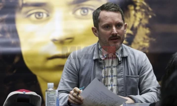 Елајџа Вуд „упадна“ на свадба инспирирана од „Господар на прстените“, на изненадување на сите