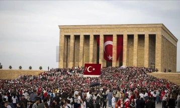 Në Turqi u shënua 102 vjetori nga shpallja e Republikës