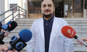 Кочински: Досега не се забележани некои заболувања што се директно поврзани со насобраниот смет во Скопје