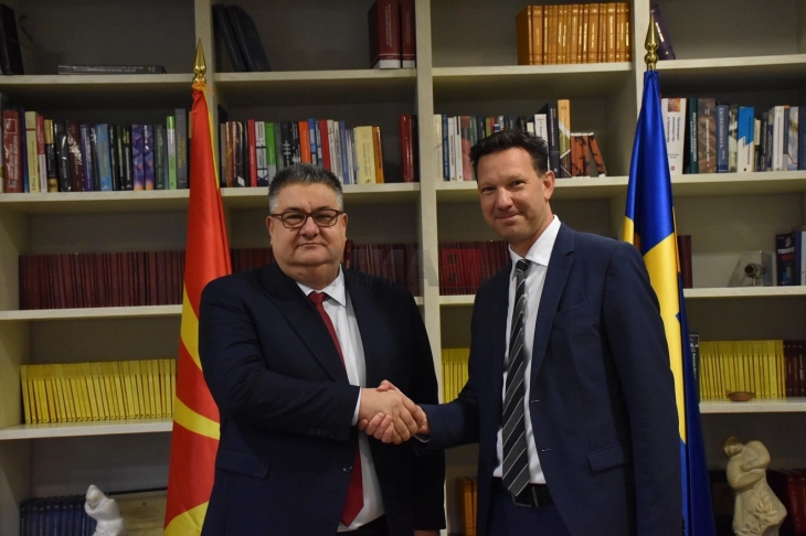 Thellimi i bashkëpunimit në fokus të takimit Minçev- Sulstrom