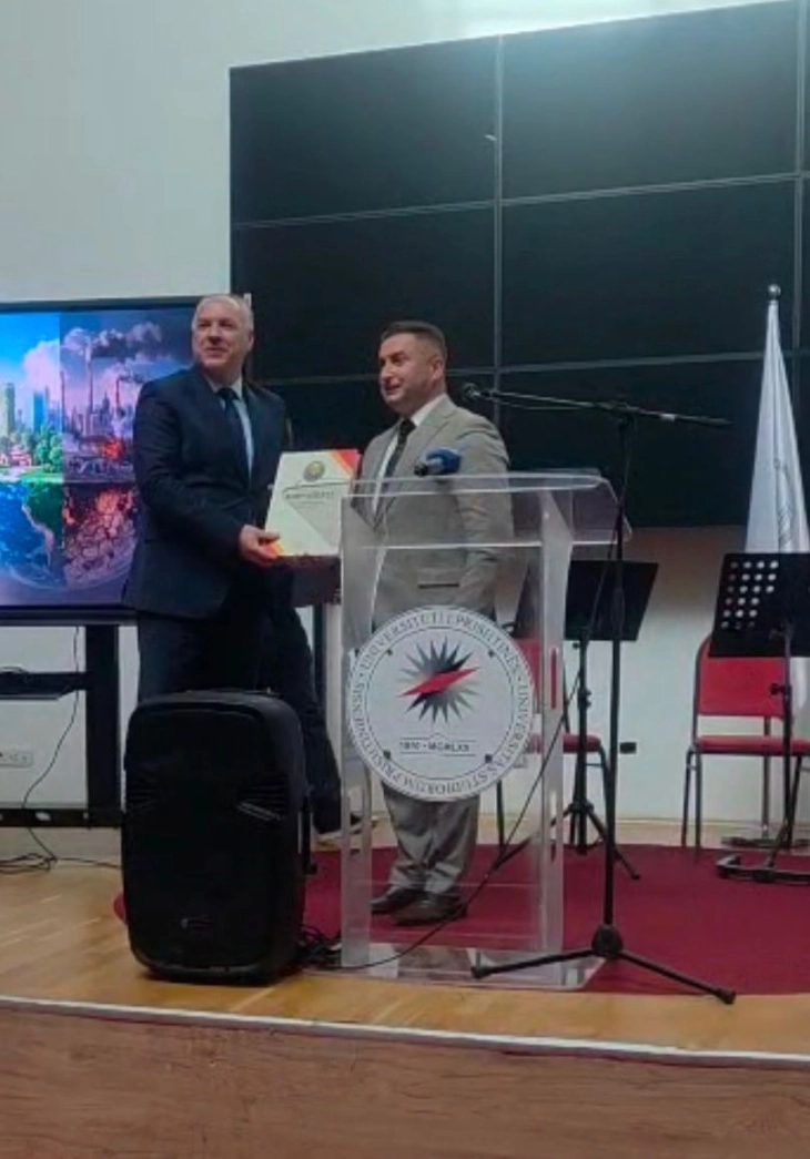 Universiteti i Tetovës merr pjesë në Kongresin ndërkombëtar për financa, ekonomi dhe politika të qëndrueshme në Prishtinë