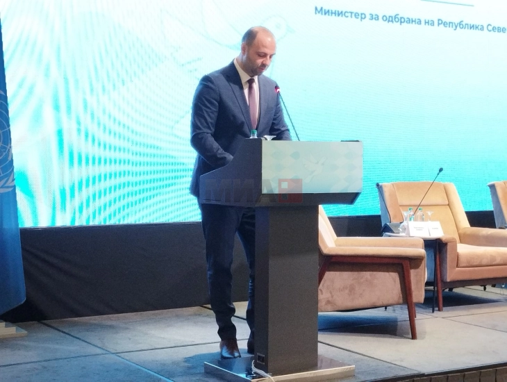 Misajlovski: Në Armatë vazhdimisht rritet numri i grave, në Ministrinë e Mbrojtjes mbi 50 për qind e grave janë në pozicionet udhëheqëse