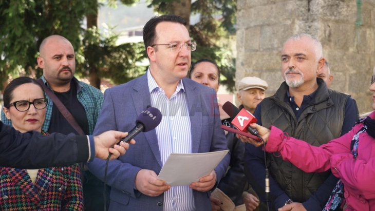 Nikolloski: Në Krushevë do të ndërtohet sallë sportive dhe një qarkore, do t'i rehabilitojmë edhe rrugët