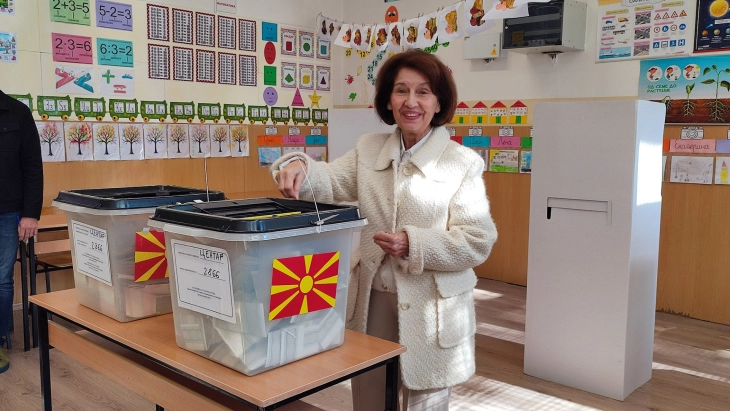 Сиљановска-Давкова: По изборите градоначалниците и советниците треба да се фатат за работа