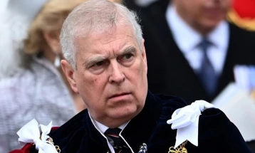 На поранешниот војвода од Јорк, Ендрју, ќе му биде одземена и почесната титула вицеадмирал