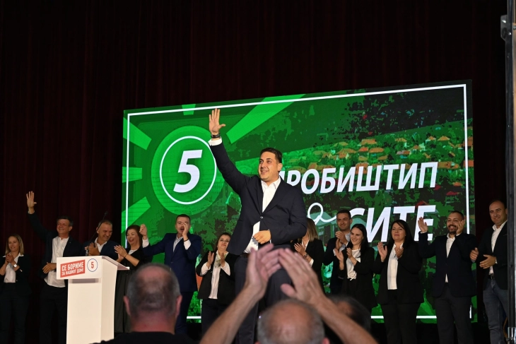 Драган Анастасов му честиташе на новоизбраниот градоначалник на Пробиштип Тони Тоневски