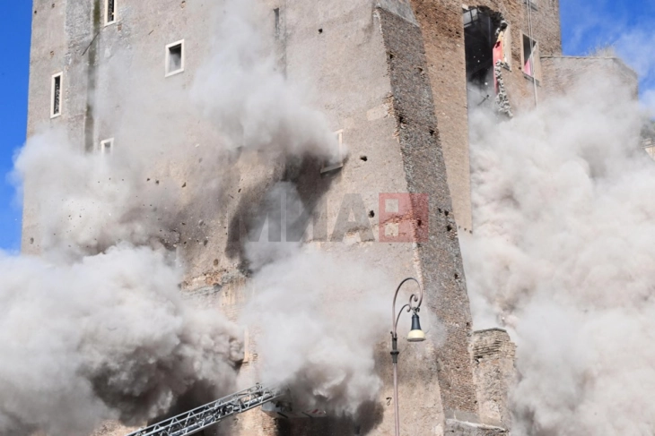 Едно лице повредено при делумно уривање на средновековна кула во Рим