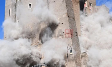 Едно лице повредено при делумно уривање на средновековна кула во Рим