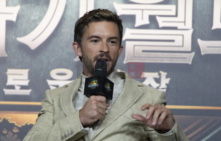 Џонатан Бејли прогласен за „Најсексипилен маж на денешнината“ за 2025 година