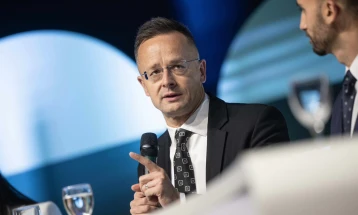 Сијарто: Унгарија нема да дозволи Украина да стане членка на Европската Унија