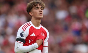 Тинејџерот на Арсенал, Даумен, испиша историја во ЛШ