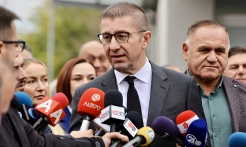 Мицкоски за Извештајот на ЕК: Ќе добиеме петка и ќе бидеме шампиони ако ги направиме уставните измени и потоа ќе имаме ново вето