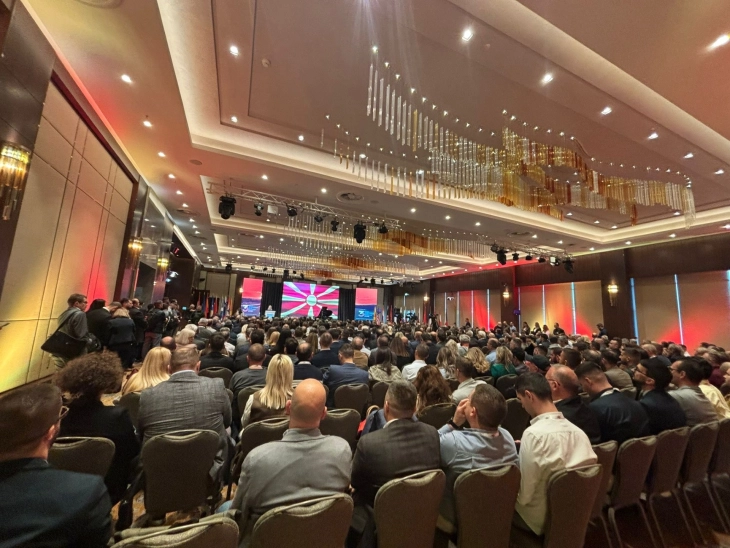 Universiteti i Tetovës, pjesëmarrës në Kongresin e Tretë të Rrugëve të Maqedonisë