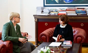 Сиљановска-Давкова прифати да биде покровителка на 60. издание на МТФ „Војдан Чернодрински“