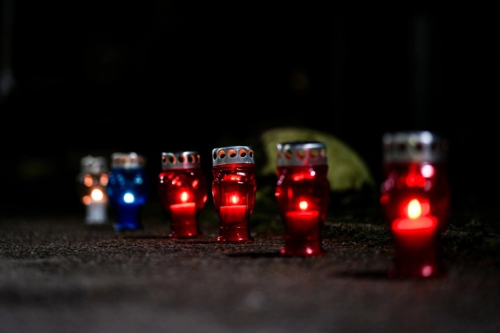 Протест во Тузла: Граѓаните бараат оставки поради трагедијата во Домот за пензионери и случајот со малолетнички