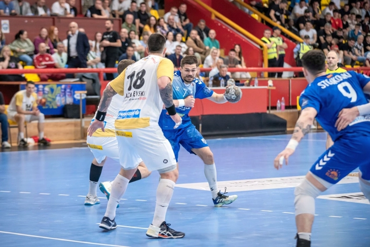 Дуел на непоразените во ракометната Супер лига