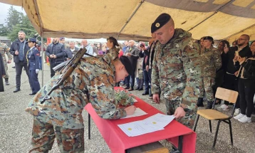 Tridhjetë e një kadetë dhe 28 praktikantë hyjnë në radhët e Akademisë ushtarake