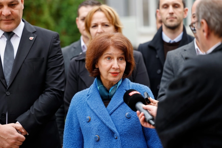 Сиљановска-Давкова: Ресен има иднина, потребна е поголема поддршка, приоритет Преспанското Езеро