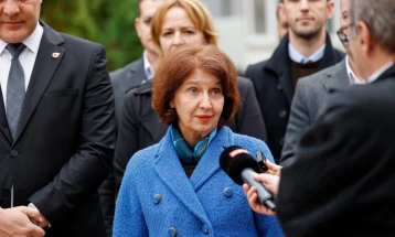 Сиљановска-Давкова: Ресен има иднина, потребна е поголема поддршка, приоритет Преспанското Езеро