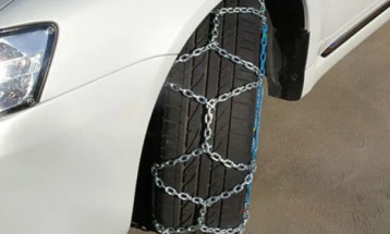 Од 15 ноември задолжително поседување зимска опрема