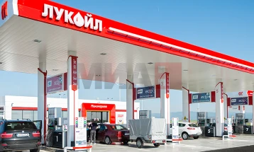 Се бара решение за 550-те вработени во Лукоил Македонија