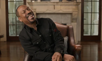 Документарецот за Еди Марфи излегува денеска