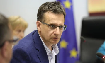 Седница на ДИК (во живо)