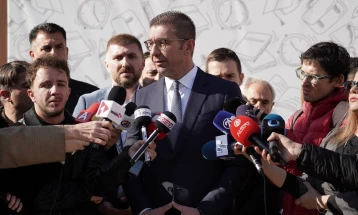 Мицкоски јавно повика сите што имаат докази за злоупотреби да ги достават