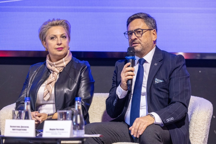 Zëvendësministri Risteski mori pjesë në panel diskutim në kuadër të Panairit për sipërmarrësi të grave EKSPO 2025 Shkup