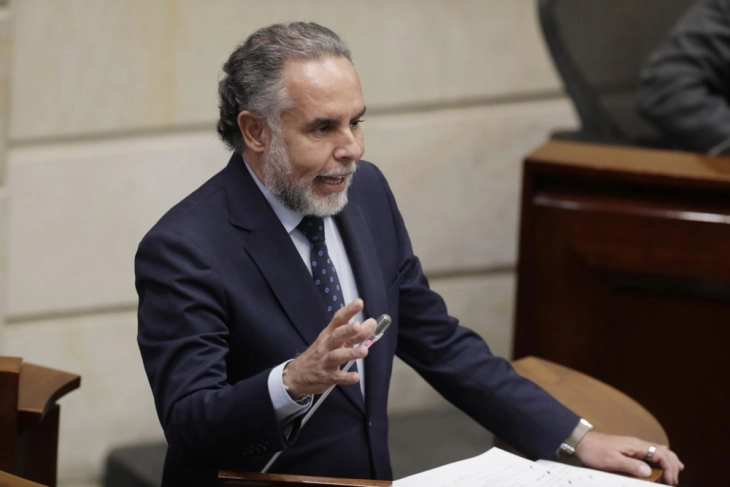 Колумбија ја повлече одлуката за прекин на разузнавачката соработка со САД