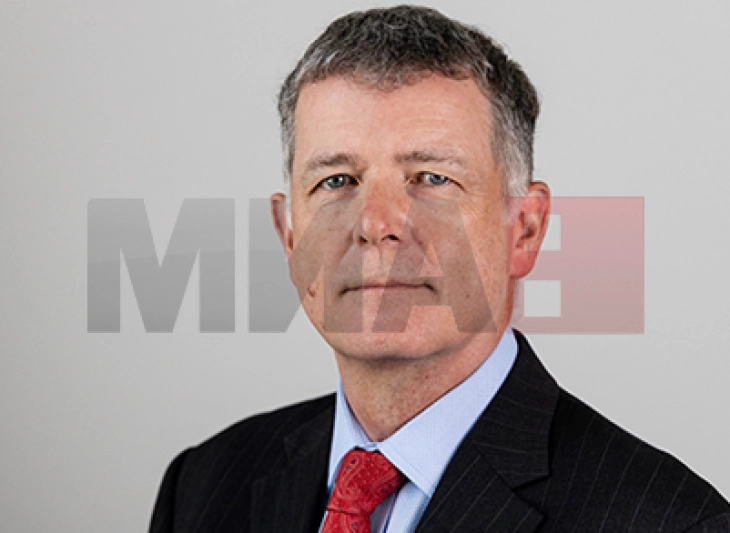 Доскорешниот шеф на МИ6 тврди: Путин не е подготвен за договор со Украина