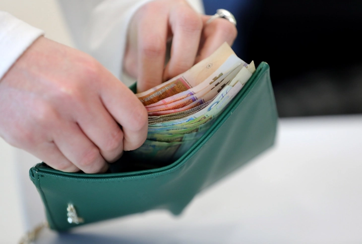 LSM: Punëtorët kërkojnë pagë minimale prej 600 deri 700 euro