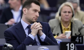 Бардела: Собирот за поддршка на Марин Ле Пен не е демонстрација на сила