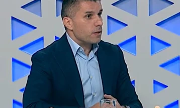 Николовски: Скандалот се продлабочува, Трипуновски доделил земјиште на ќерката на приведениот Стоилев