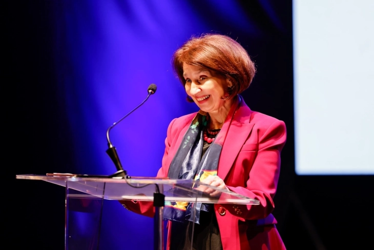 Siljanovska - Davkova: Në lëndën Arsimi fizik të përfshijmë edhe alpinizmin