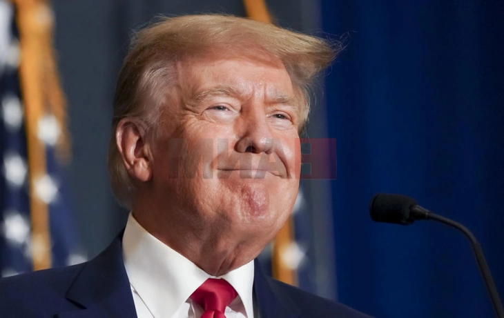 Трамп инвестирал најмалку 82 милиони долари во обврзници, фокусиран на секторите што ги претпочита