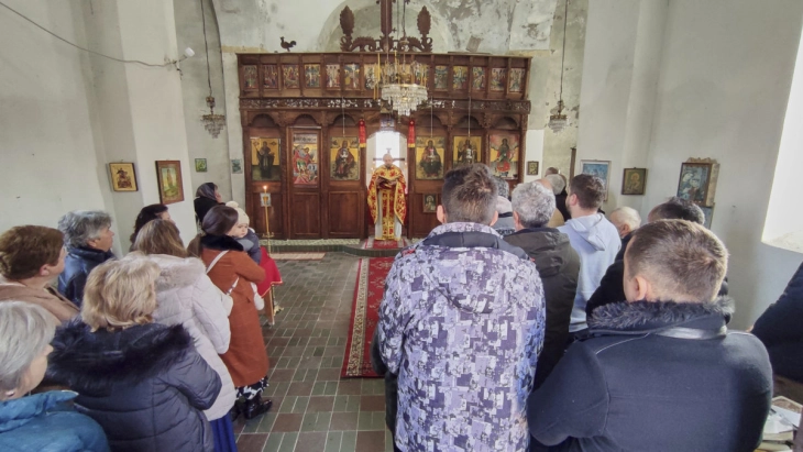 Одбележан споменот на свети Георгиј Победоносец во долнореканското село Велебрдо