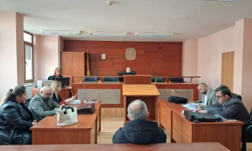 Shtyhen seancat gjyqësore kundër Merkos dhe për lehonën nga Dibra, gjobë në të holla për avokatin e të akuzuarve të parë