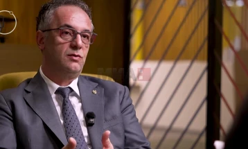 Ministri Aliu: Prioritet është decentralizimi i shërbimeve onkologjike