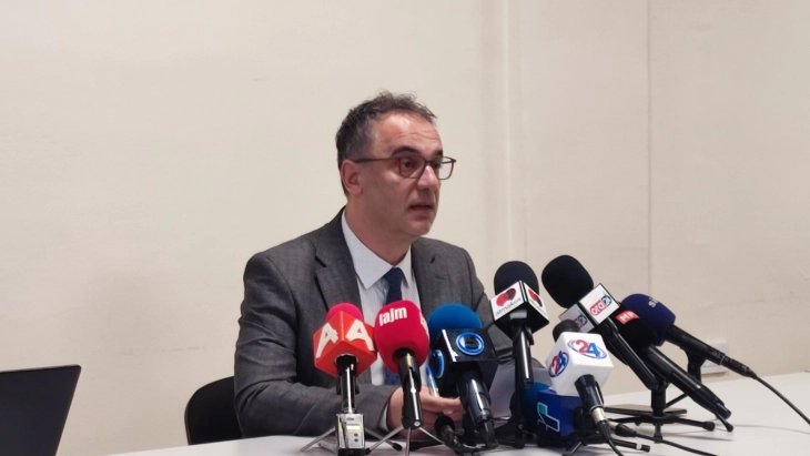 Aliu: Të gjitha vendet e lira për specializime do të bazohen në të dhëna për kuadrin e nevojshëm, jo në thirrje telefonike