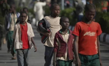 Ново масовно киднапирање во Нигерија: Од католичко училиште грабнати уште 52 ученици