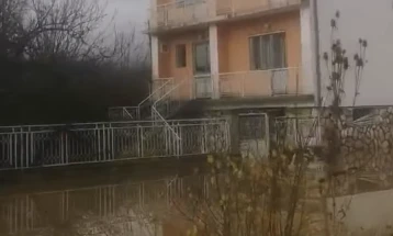 Поплави во Ресенско, над 50 куќи и земјоделски површини под вода по излевањето на реките