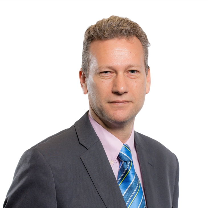 Поранешниот лидер на Реформската партија за Велс осуден на 10 години затвор за примање мито од Русија