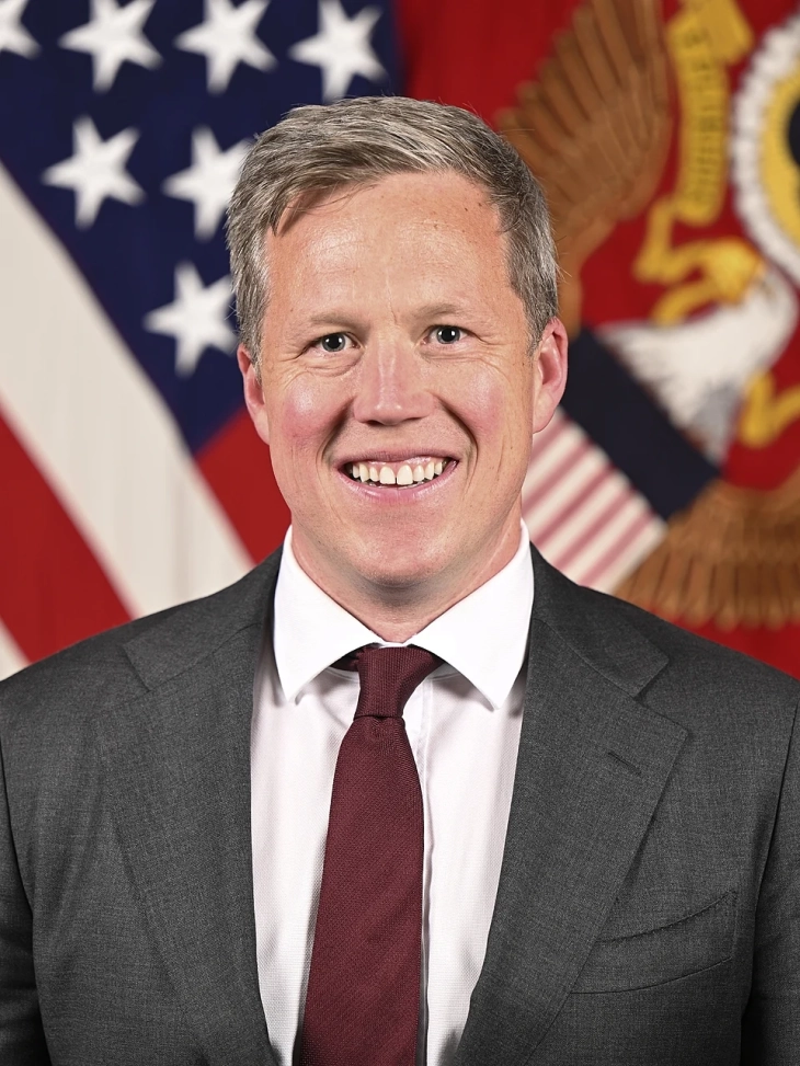 Tramp e emëroi Driskolin për të dërguar të ri të posaçëm për Ukrainën