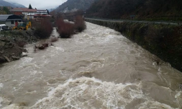 Nivelet e lumenjve në mënyrë të konsiderueshme më të larta se mesatarja e nëntorit