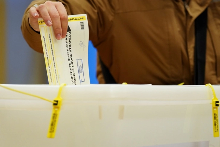 Ниска излезност на претседателските избори во РС, СНСД: Каран води