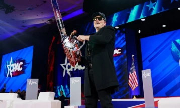 Одделот за владина ефикасност (DOGE) „не постои“ осум месеци пред истекот на неговиот мандат