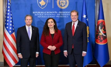 Presidentja Osmani priti në takim kongresistët Michael Turner dhe Donald Norcross
