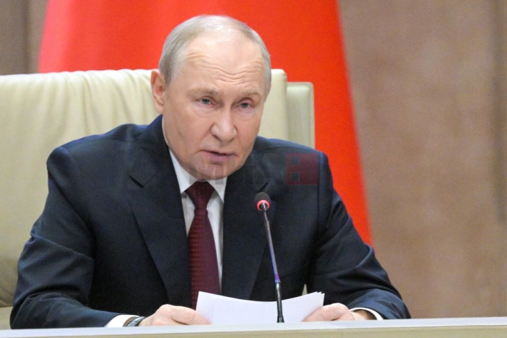 Советник на Путин негира дека во Абу Даби се воделе американско-руски разговори за нацрт-мировниот план