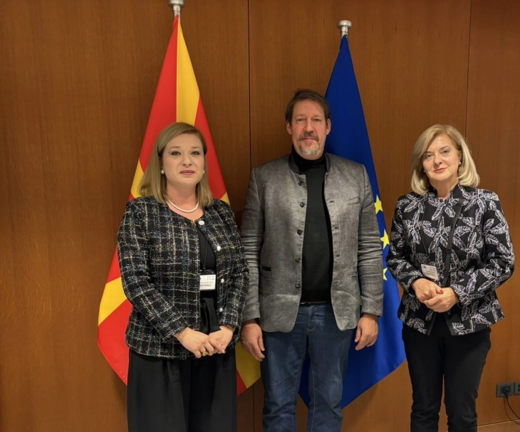 Средба на пратеничките Василевска и Мираковска со евроизвестителот Вајц